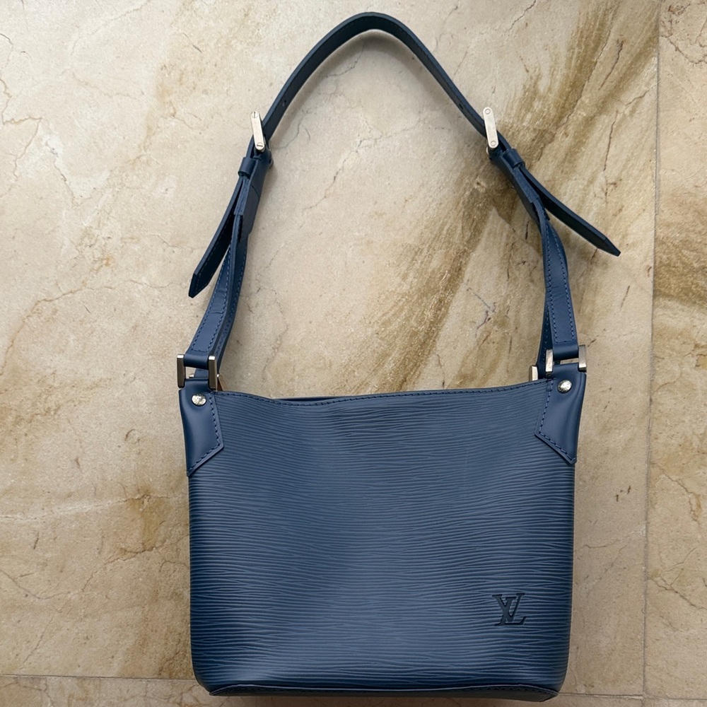 Louis Vuitton Navy Epi Leather Shoulder Bag